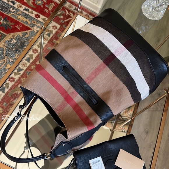 Authentic Burberry bag - Picture 10 of 16